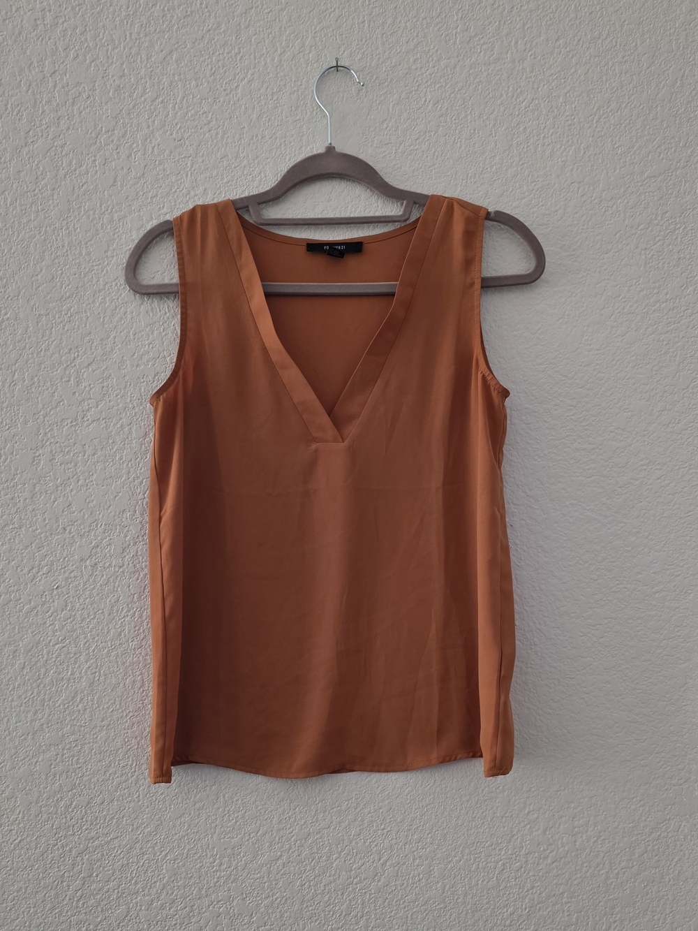 Forever 21 Rust Orange V-Neck Sleeveless Camisole